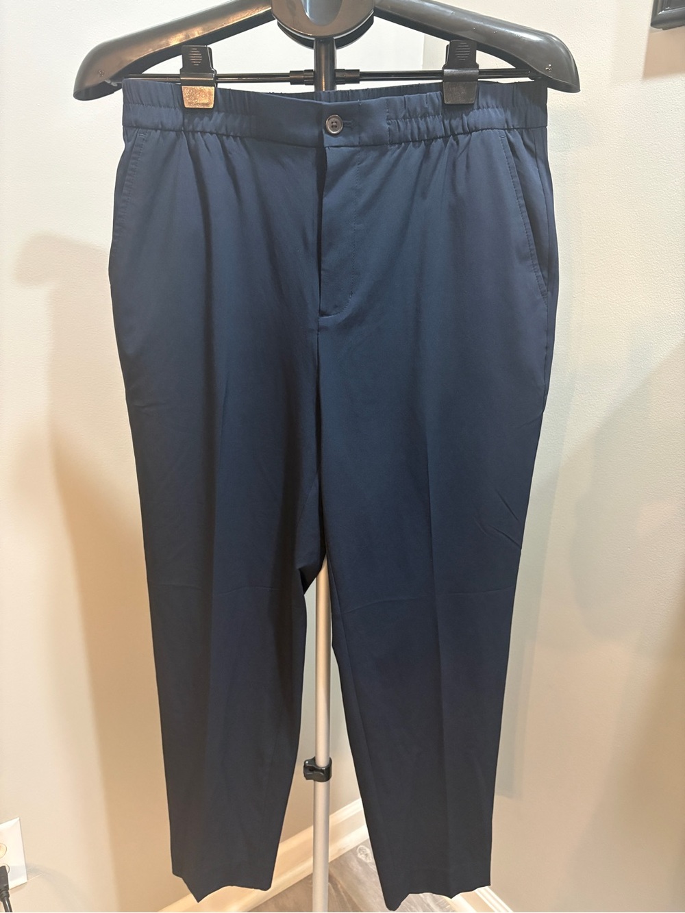 Women’s Banana Republic AirStretch Navy Blue Elastic-Waist Cropped Dress Pants